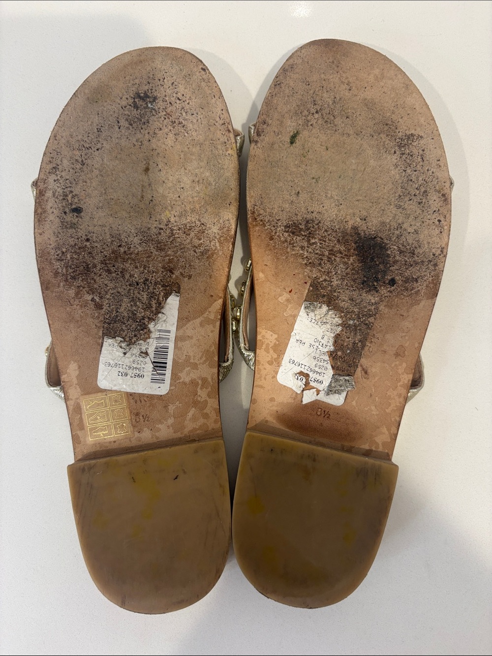 Stuart Weitzman Metallic Gold Pearl-Embellished Slide Sandal Size 8.5 - Picture 11 of 12
